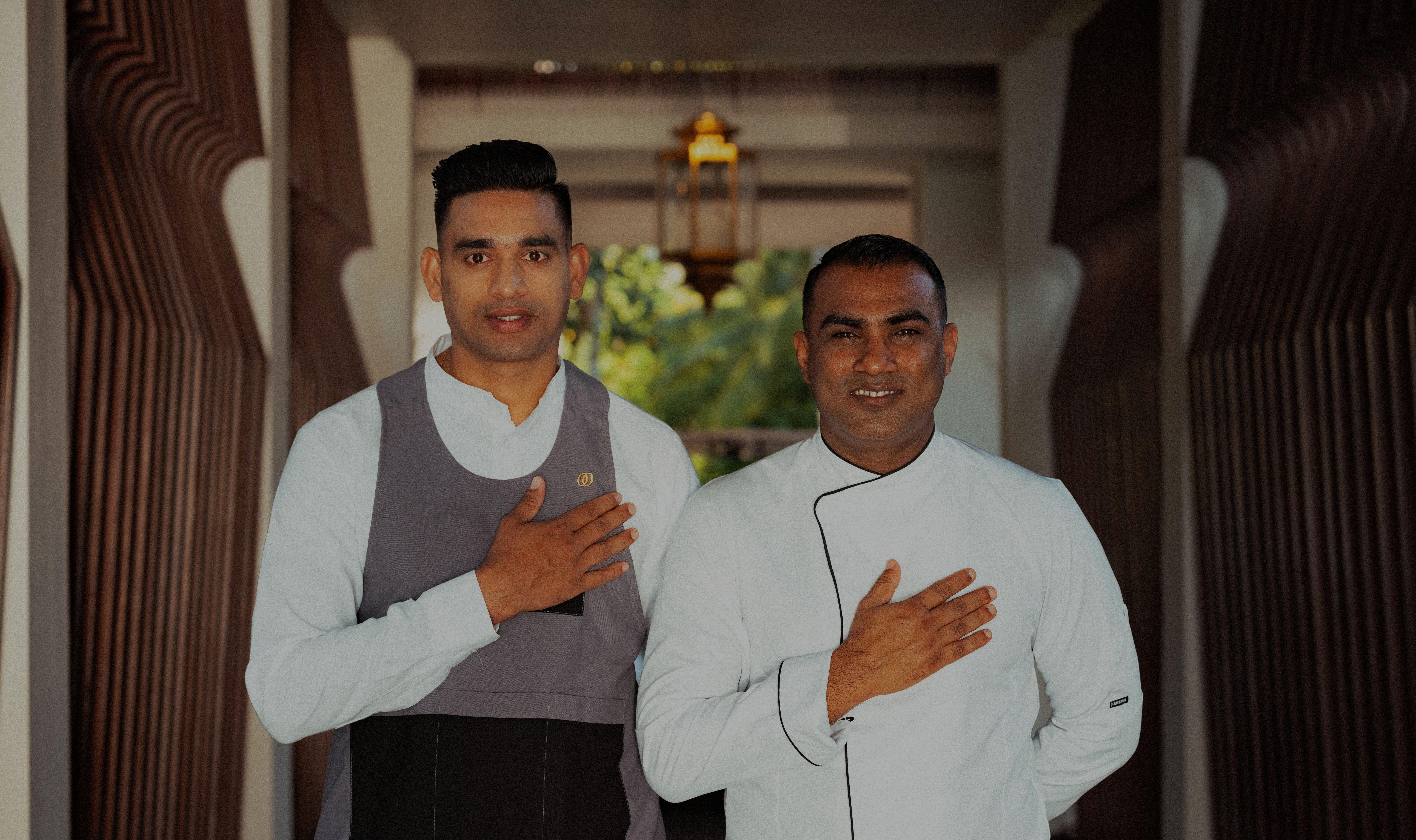 Hotel staff welcoming - HR