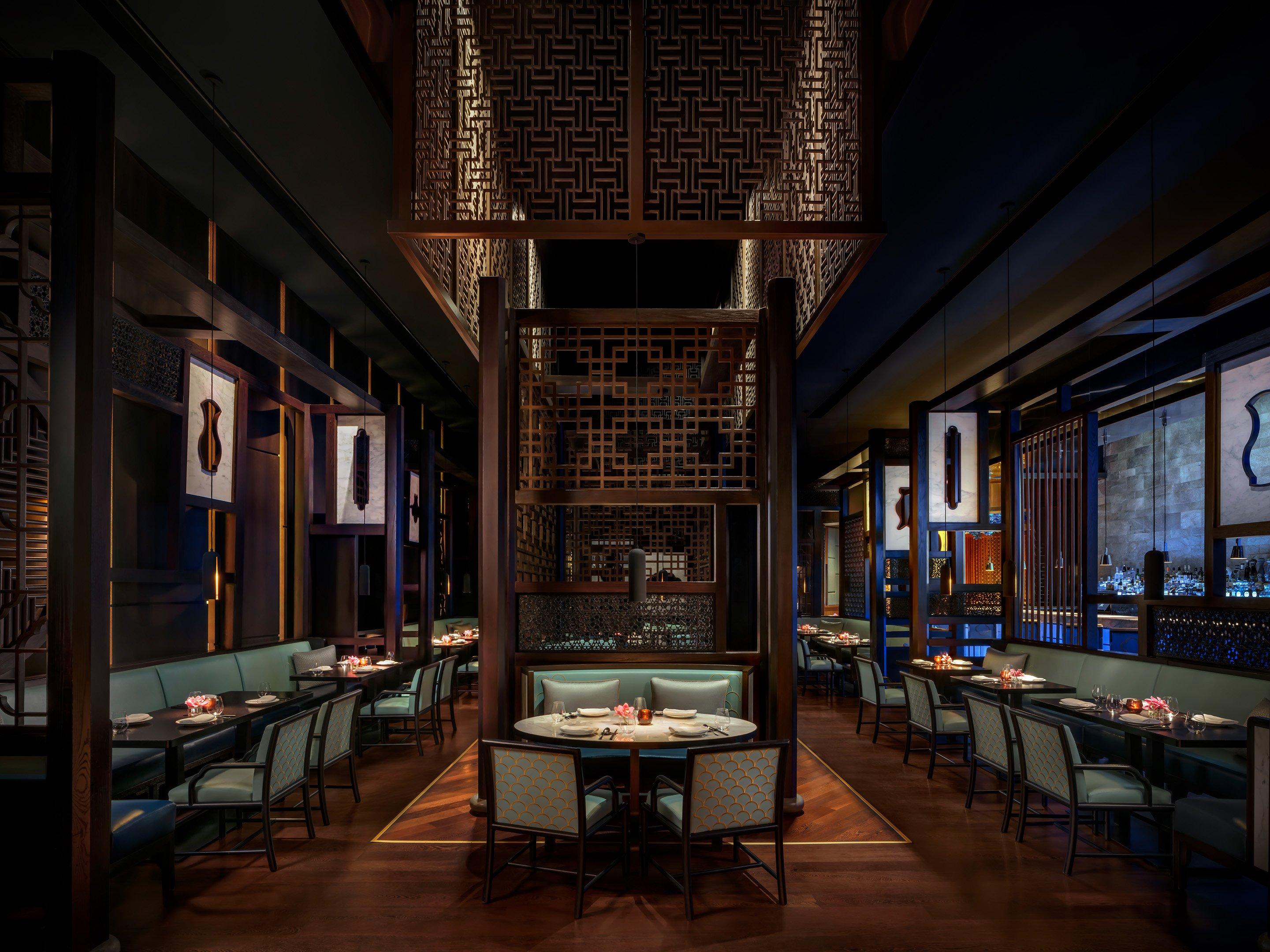 Dining at Hakkasan