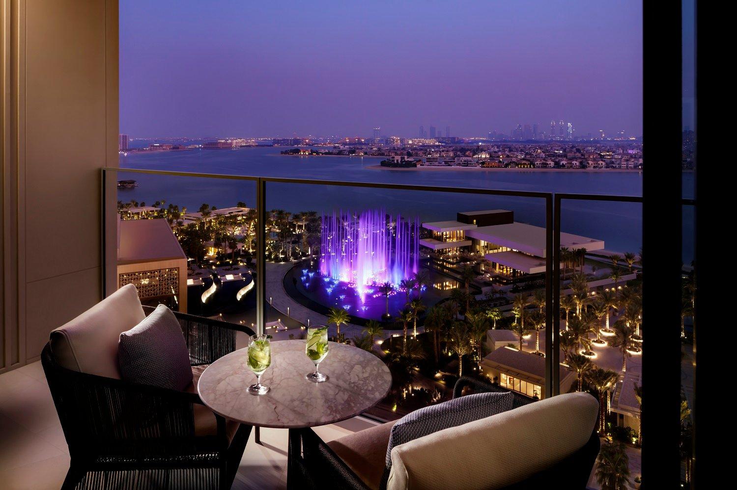 Palmscape King Terrace View at Night