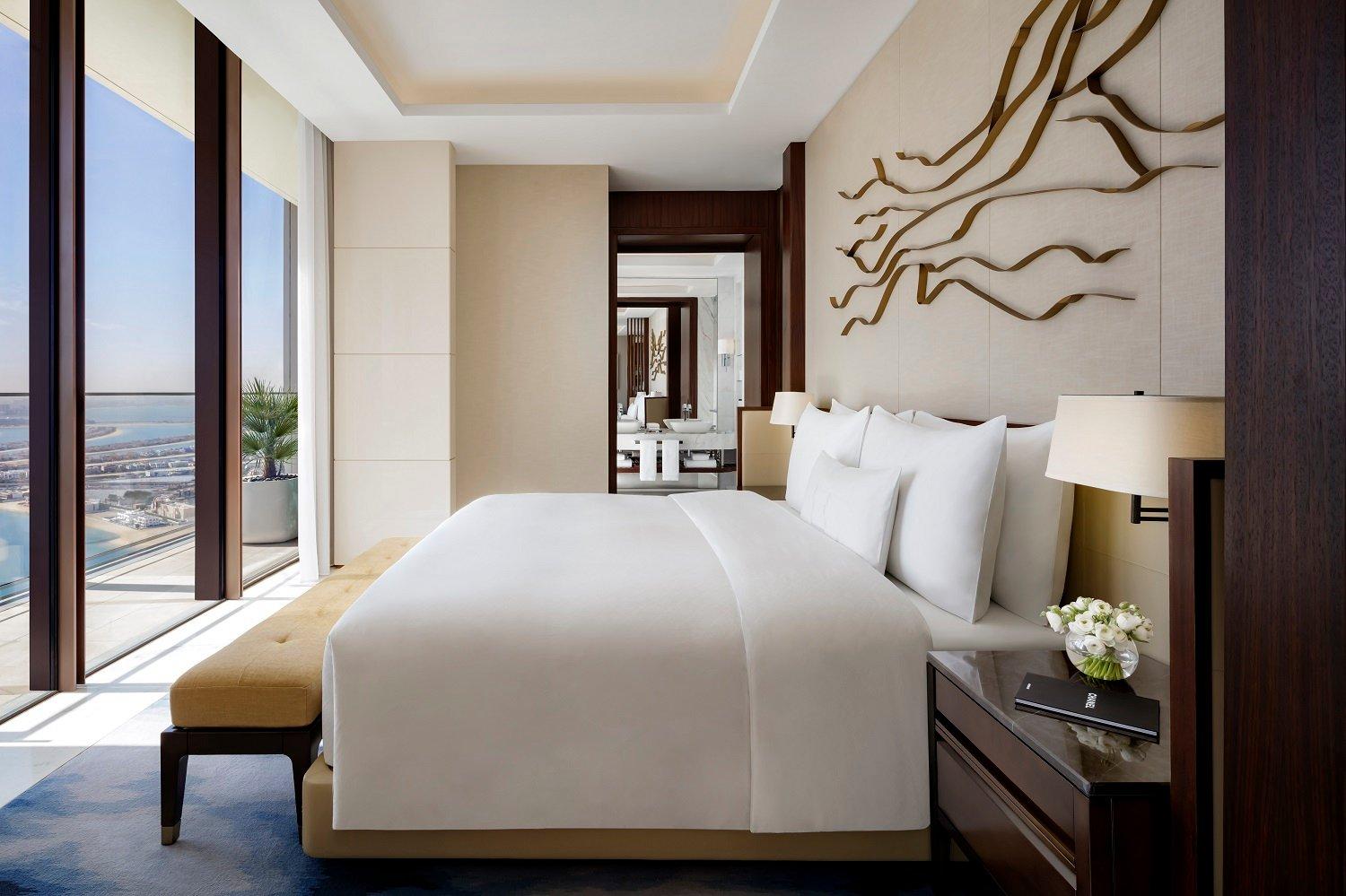 Junior Sky View Suite Bedroom
