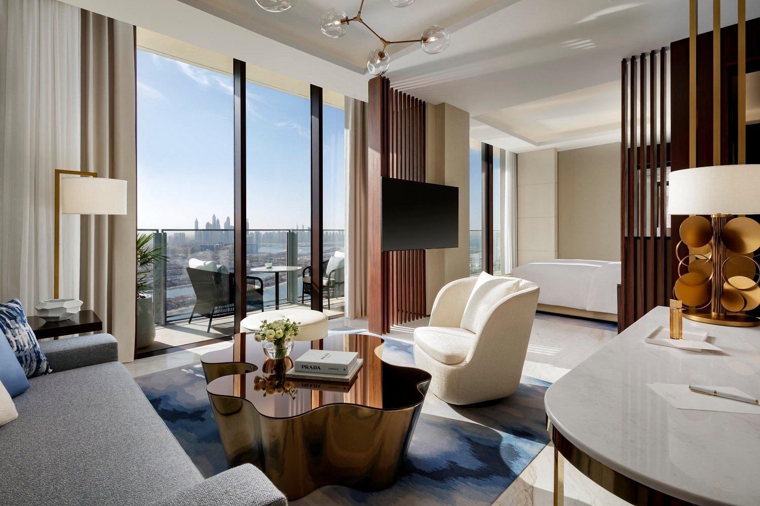Junior Sky View Suite Living-Room