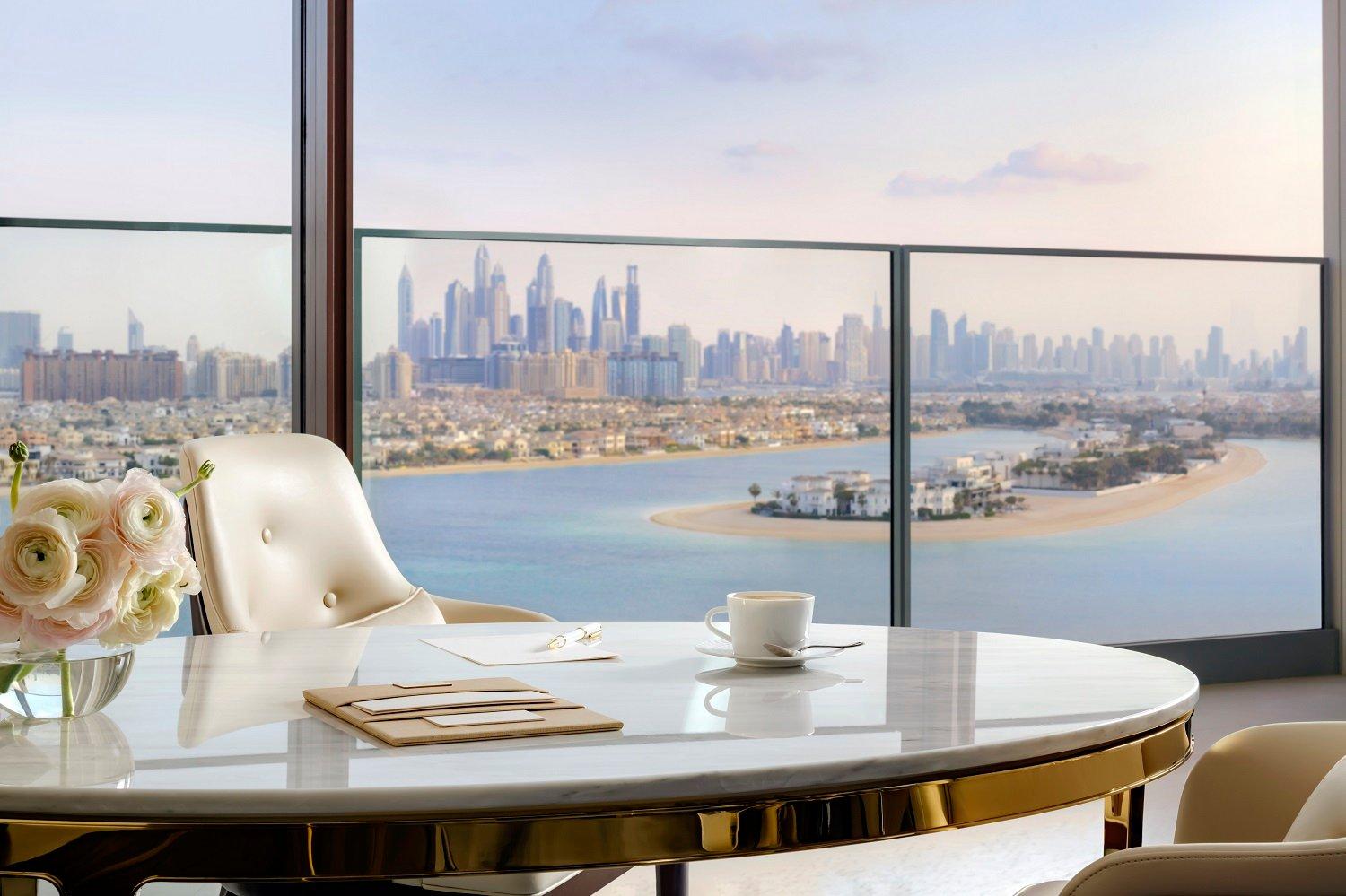Royal Club Queen Palm View