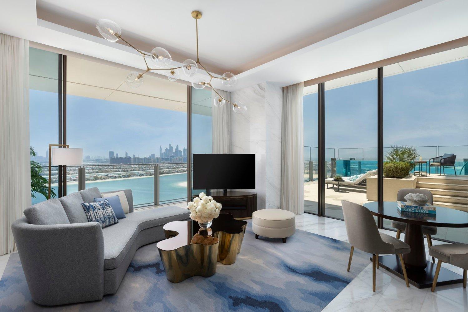 Sky Pool Villa Living Room Palm View