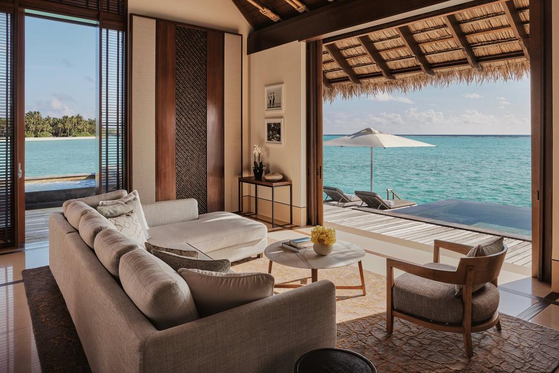 Grand Water Villa With Pool at One&Only Reethi Rah