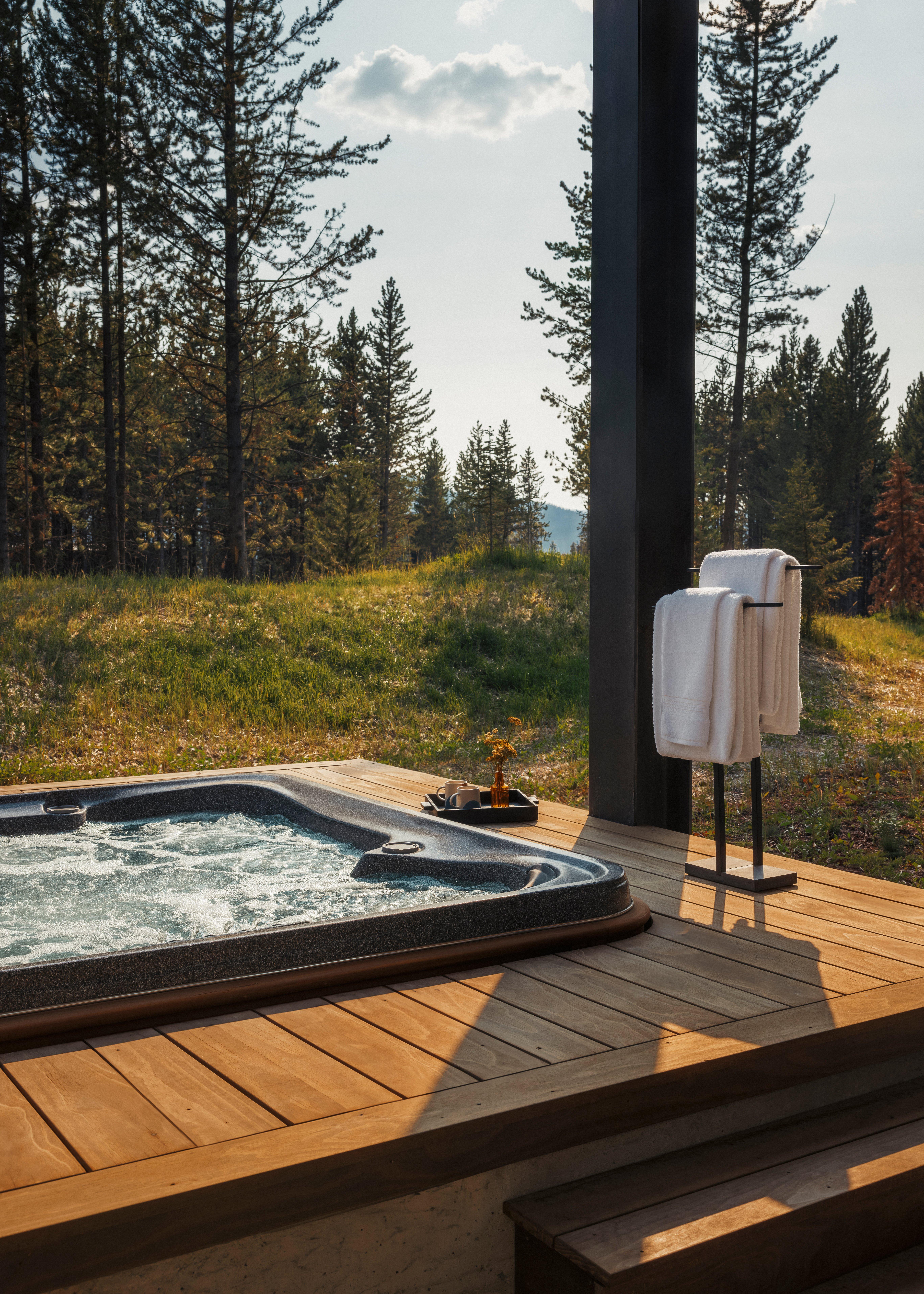 Private Home Hot Tub