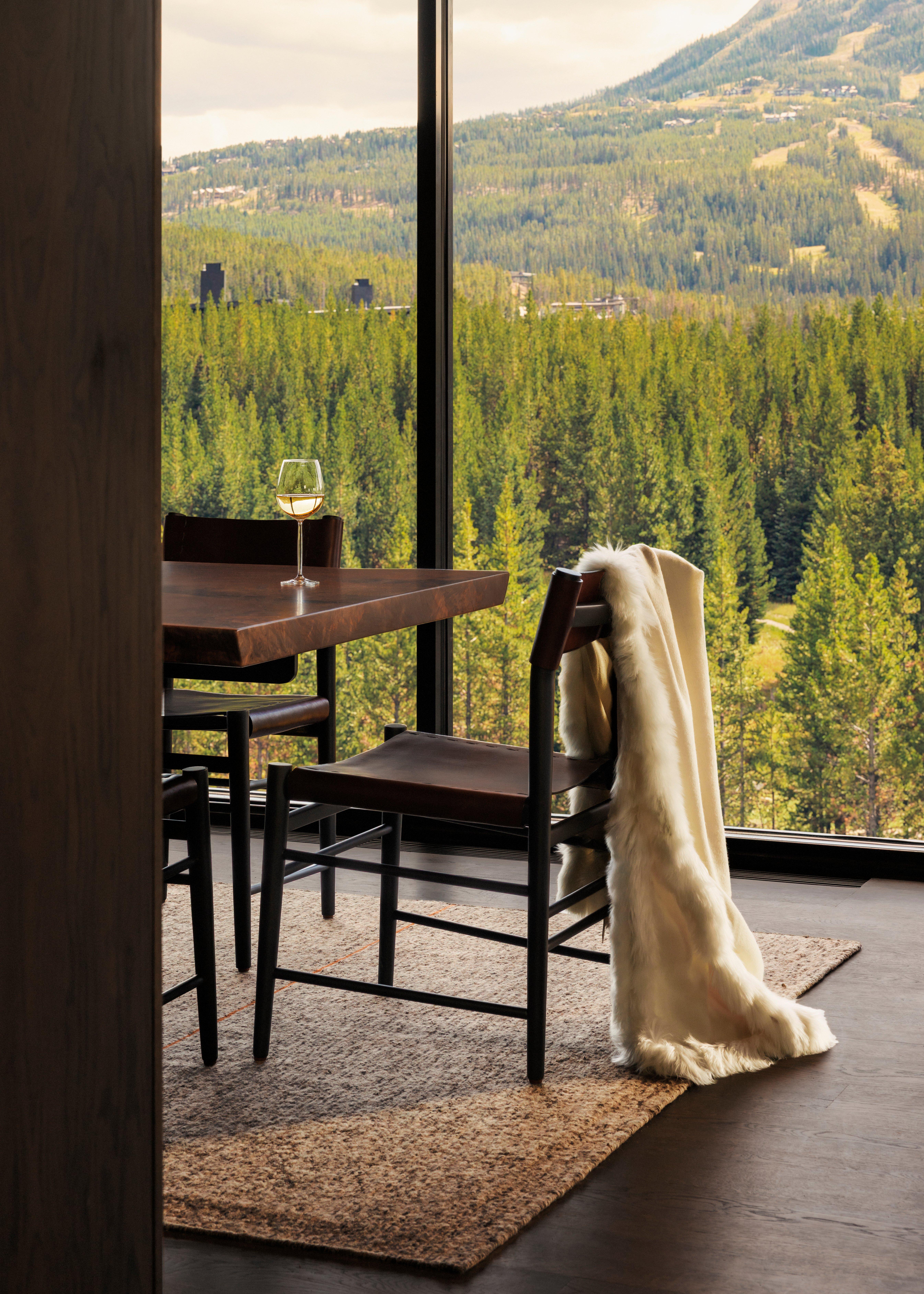 Big Sky Suite Dining