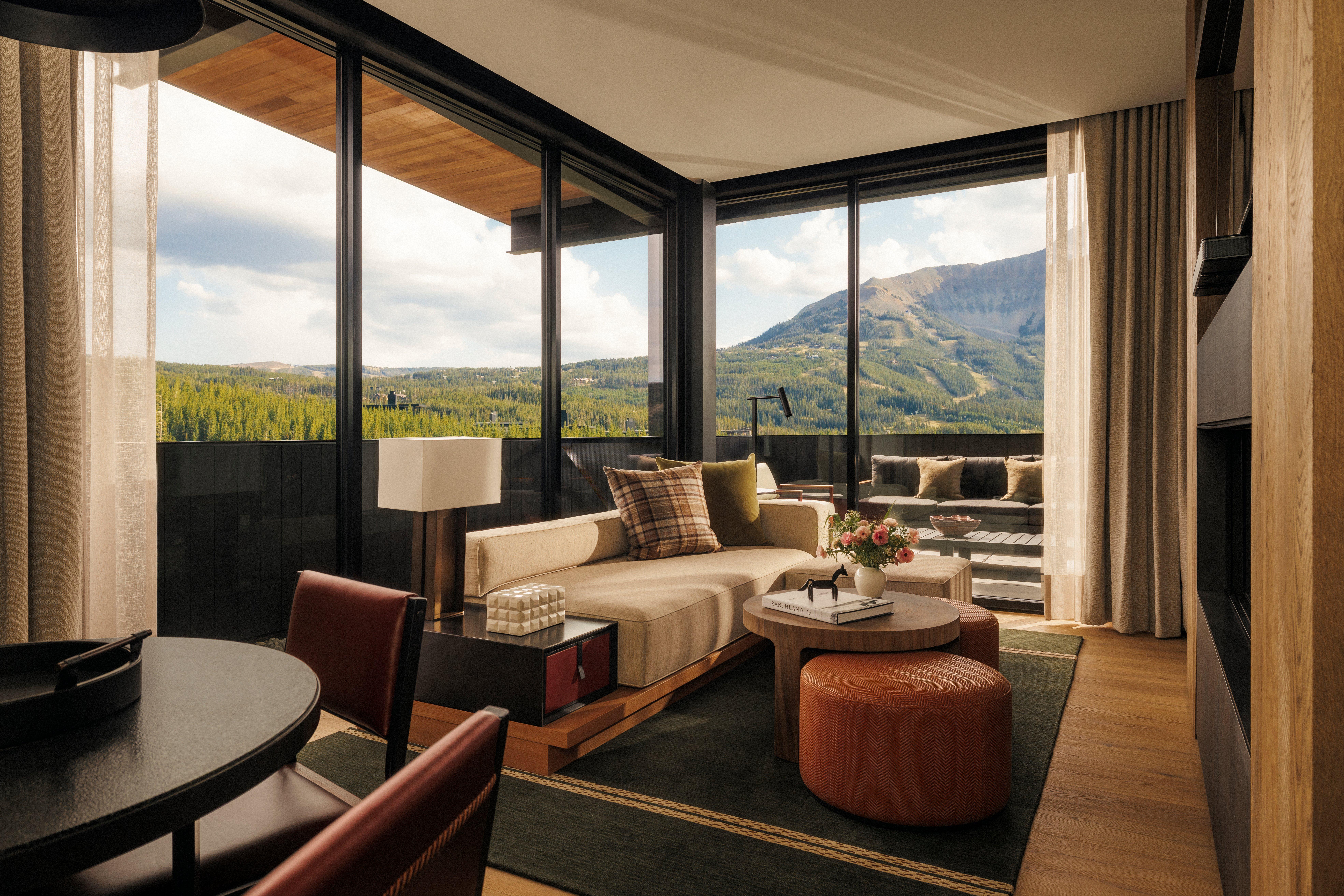 King Suite Living Wide