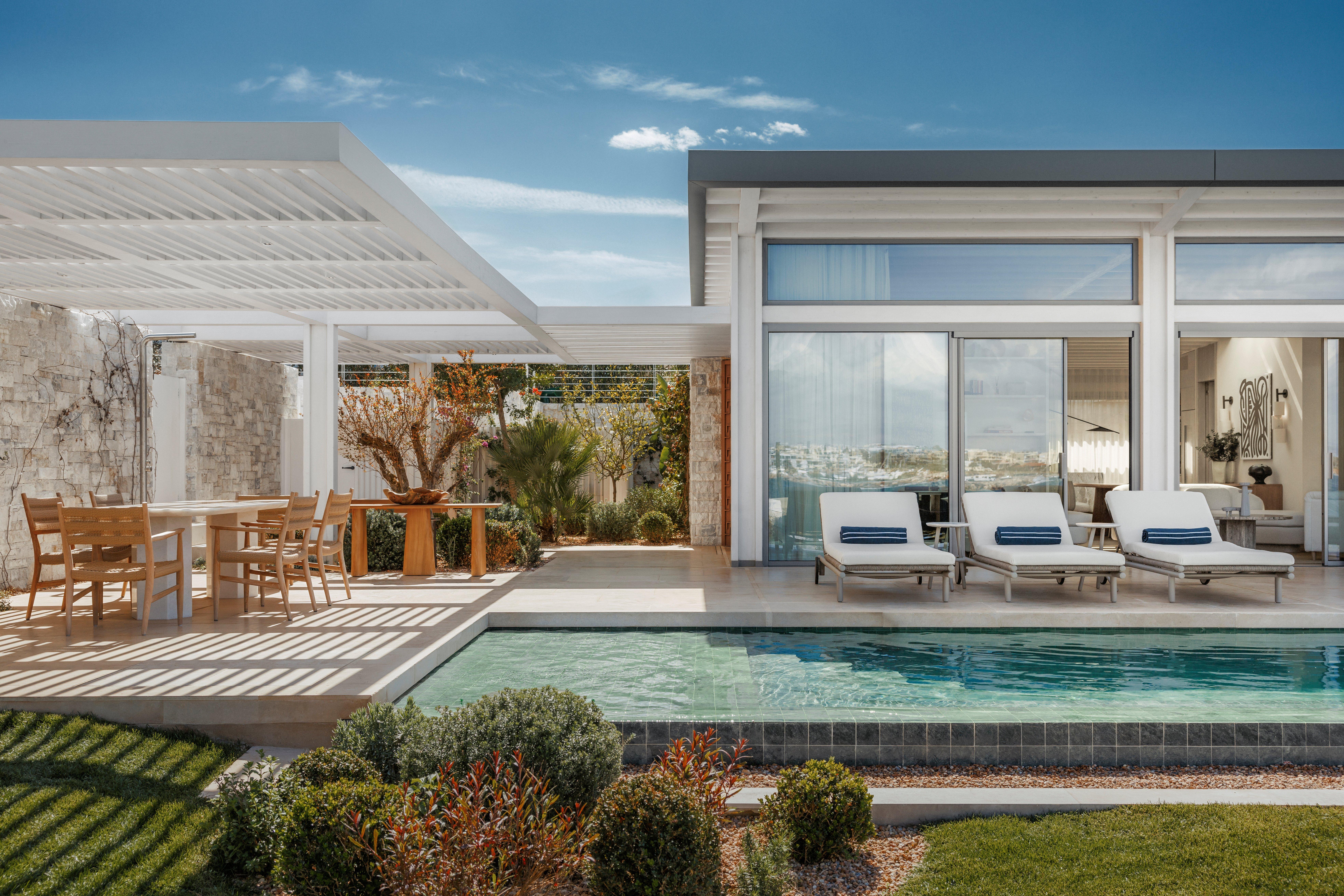 Villa One Pool Wide
