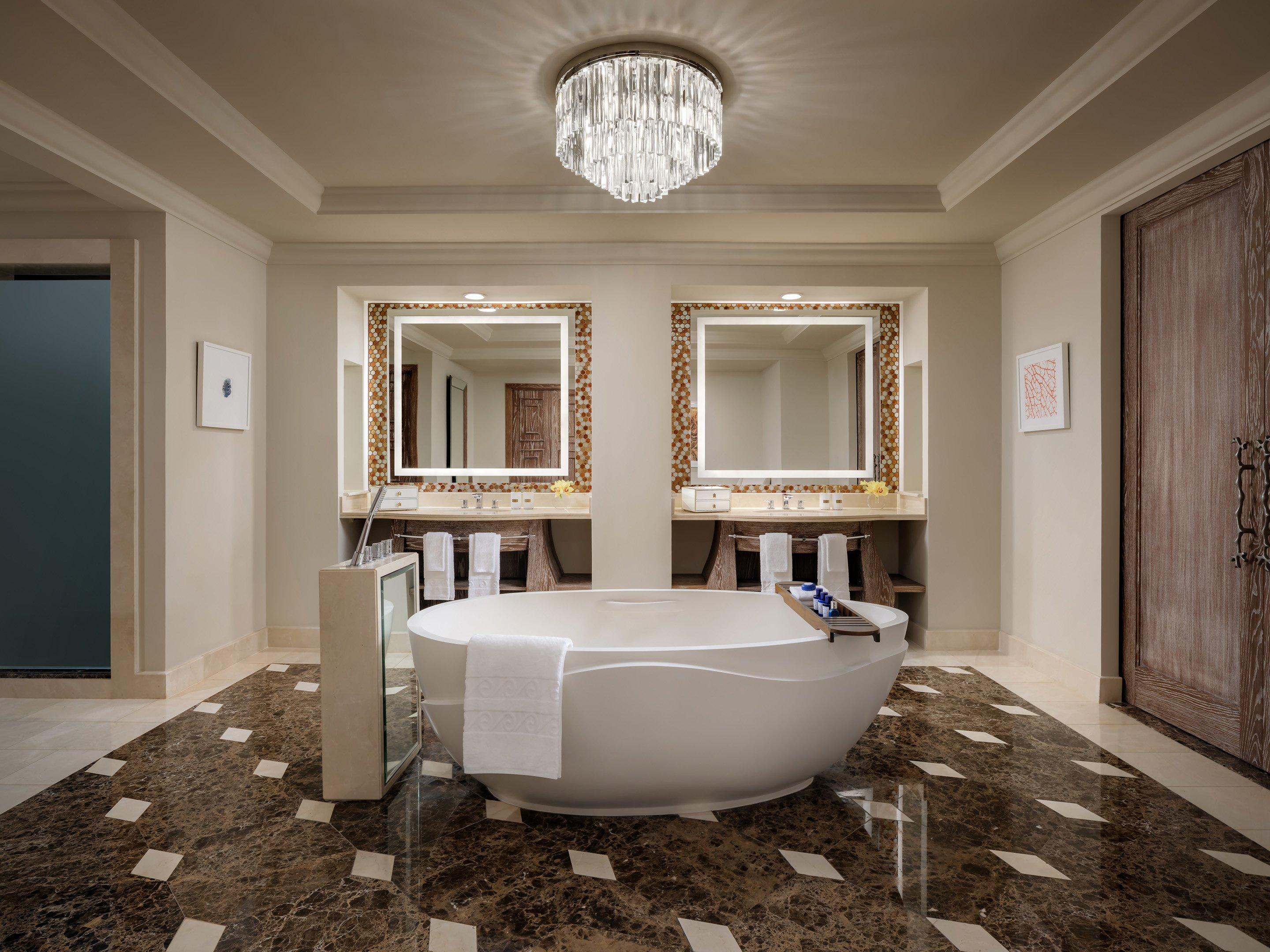 Regal Suite Bathroom