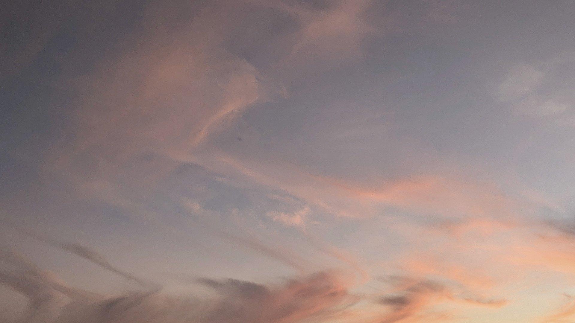 Clouds static