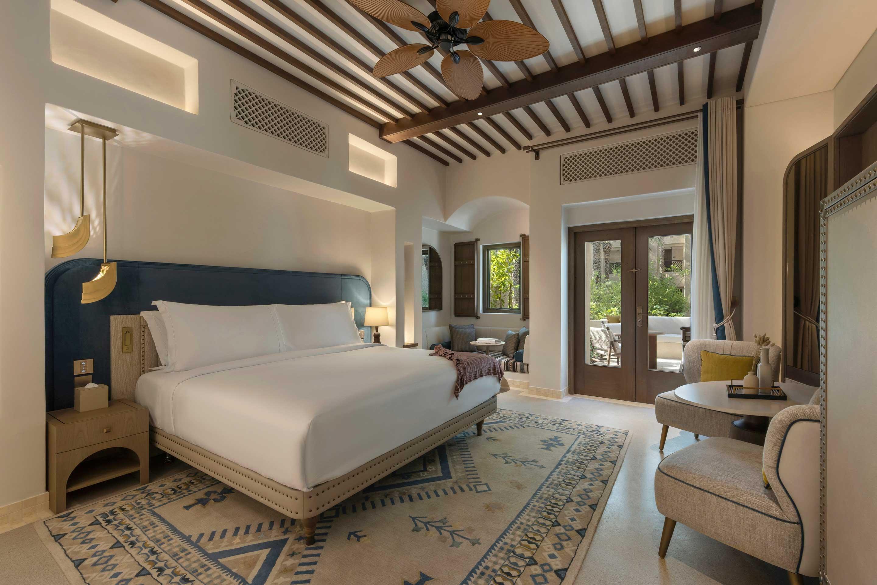bas-rooms-deluxe-garden-view-terrace_017-cropped