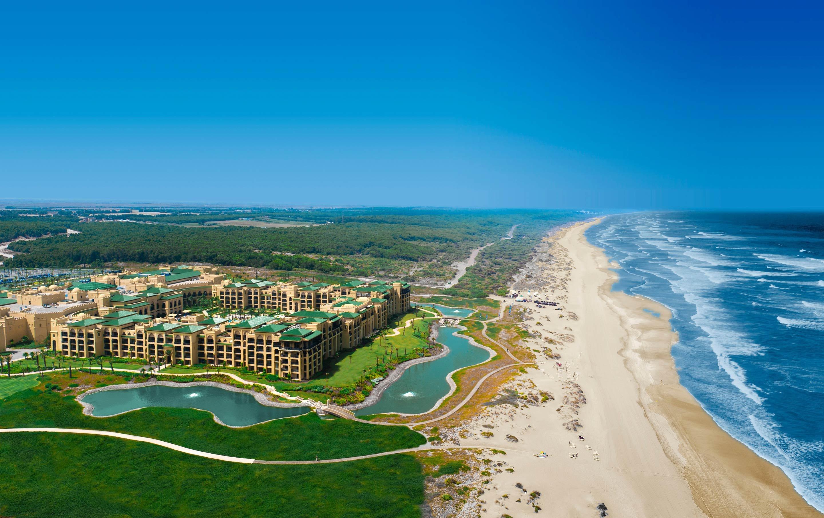 Mazagan Beach and Golf Resort - Mazagan enjoys an unrivalled position aside the Atlantic sand dunes and beach