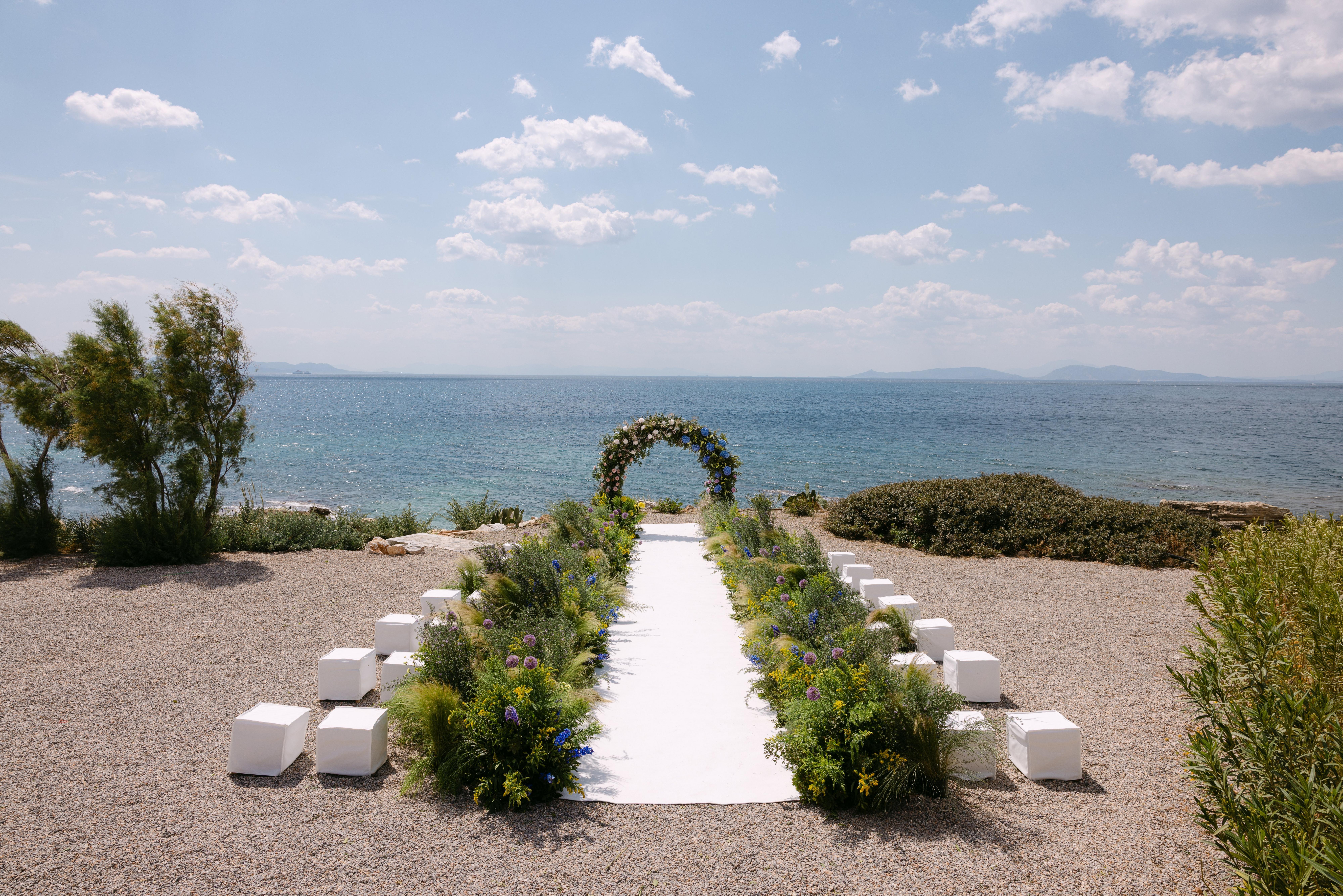 Celebrate your love on the Athens shoreline